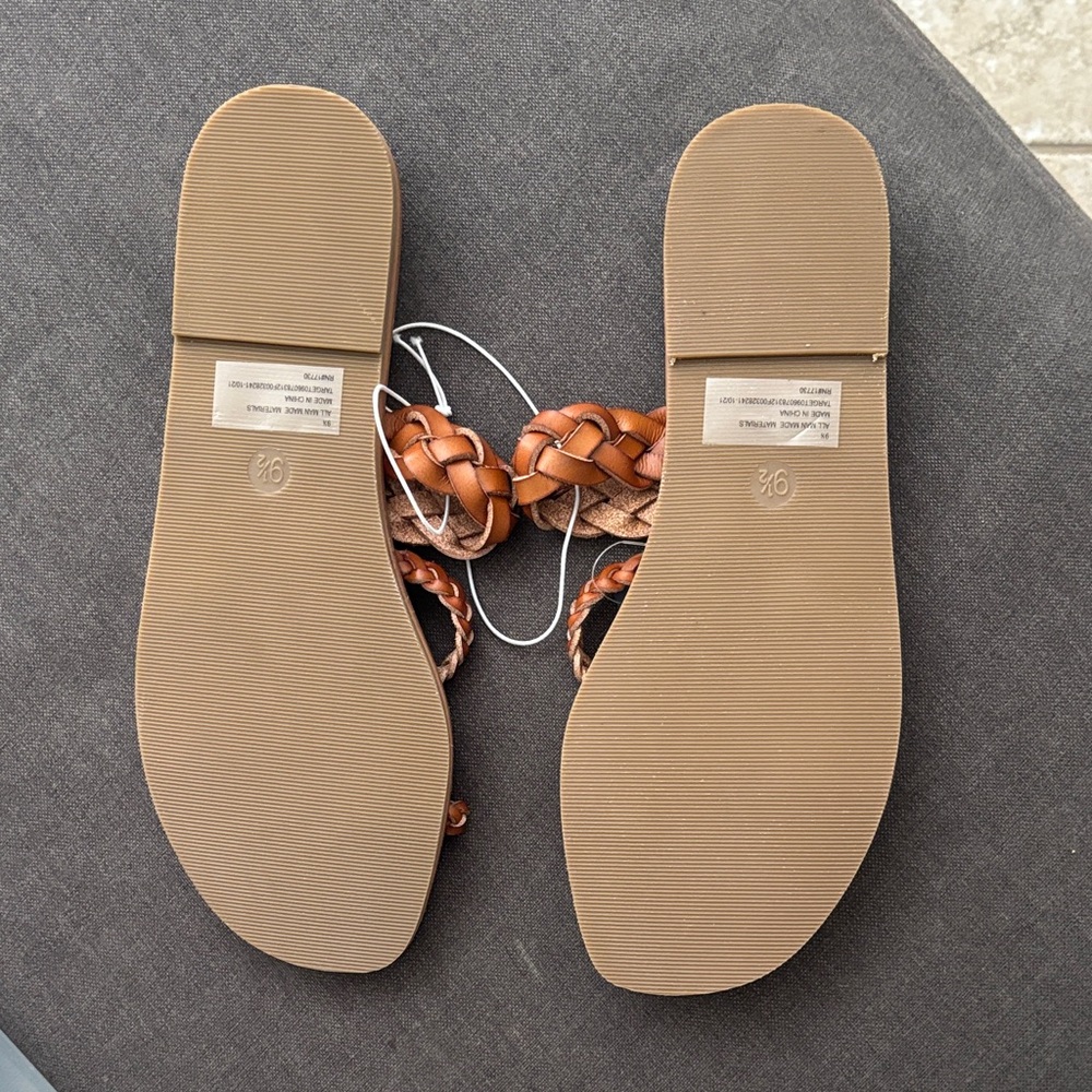 Universal Thred Women's Braided Tan Sandals 9.5 - Picture 2 of 4